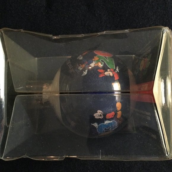 2003 The Magical Place To Be! Walt Disney World Christmas Ornament Glass Ball - Picture 3 of 6